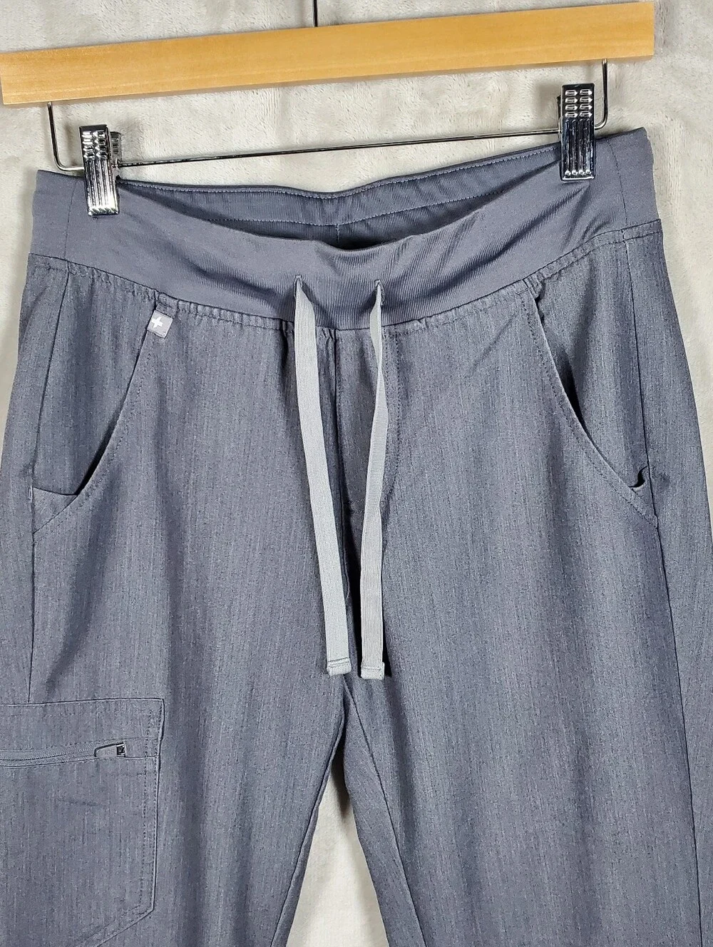 FIGS Zamora Jogger Scrub Pants Womens XS Charcoal Medical Nurse Workwear Cargo